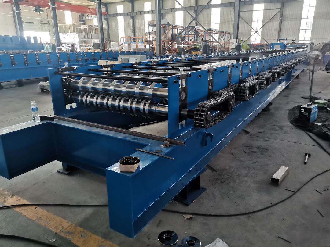 Roof Deck - Metal Deck Solution by Cutting Edge Decking